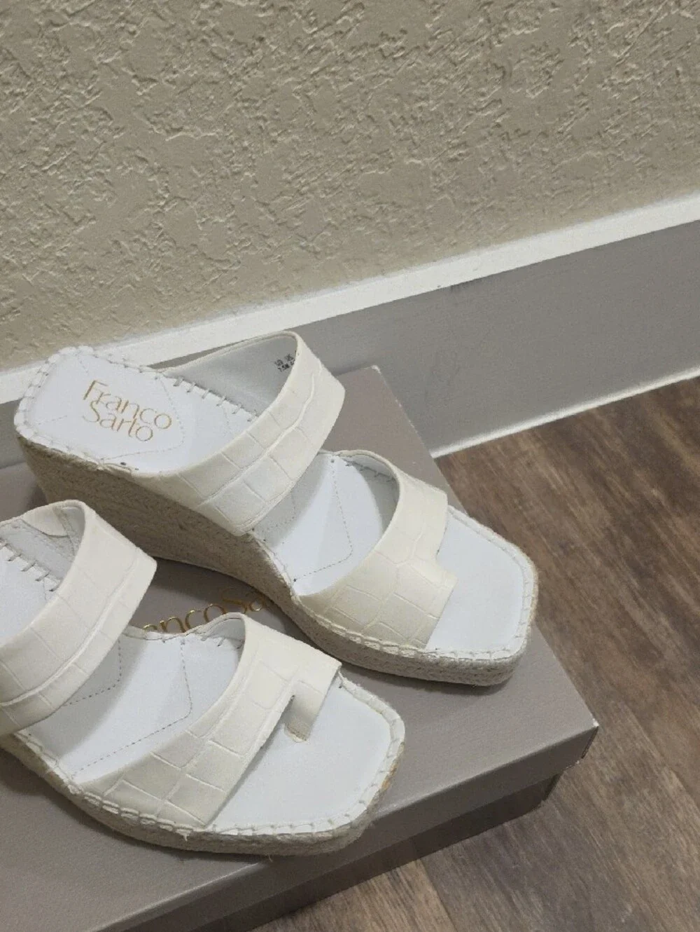 Franco Sarto White Croc-Embossed Espadrille Wedge Sandals with Toe Loop